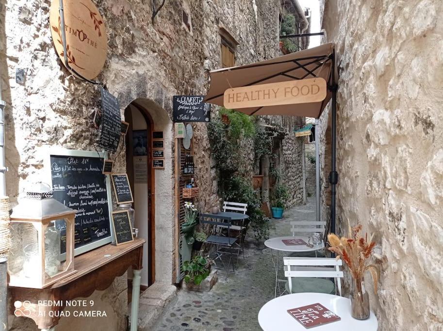 Chambre Atypique Dans Cafe Healthy Saint-Paul-de-Vence Eksteriør bilde